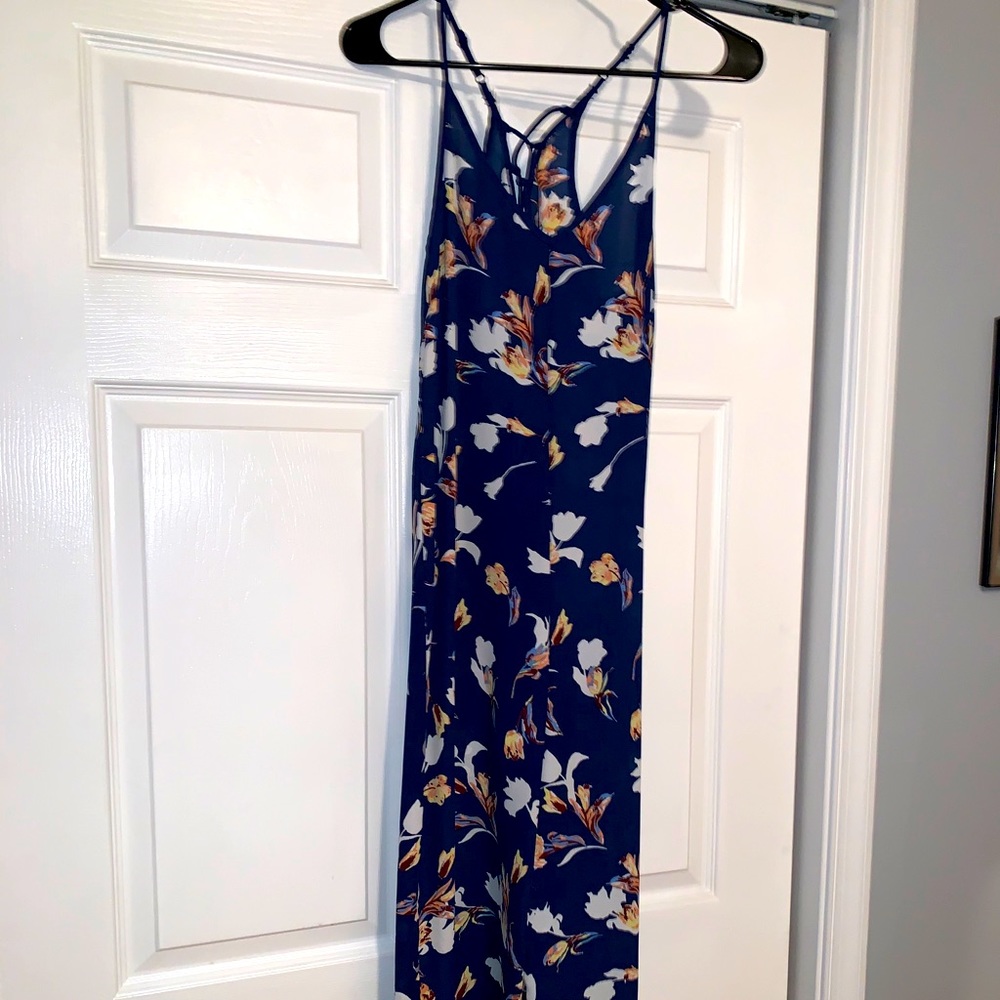 Women’s Pants Suit